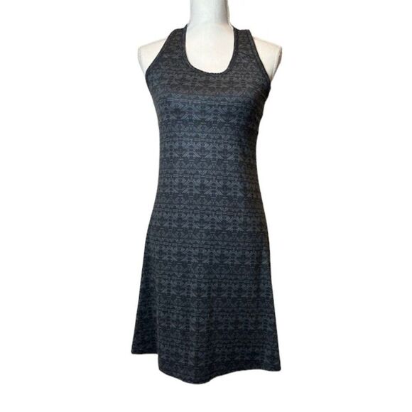 Columbia Omni-Wick Women's Athletic Dress with Built in Bra Black Gray Print XS - Picture 1 of 10